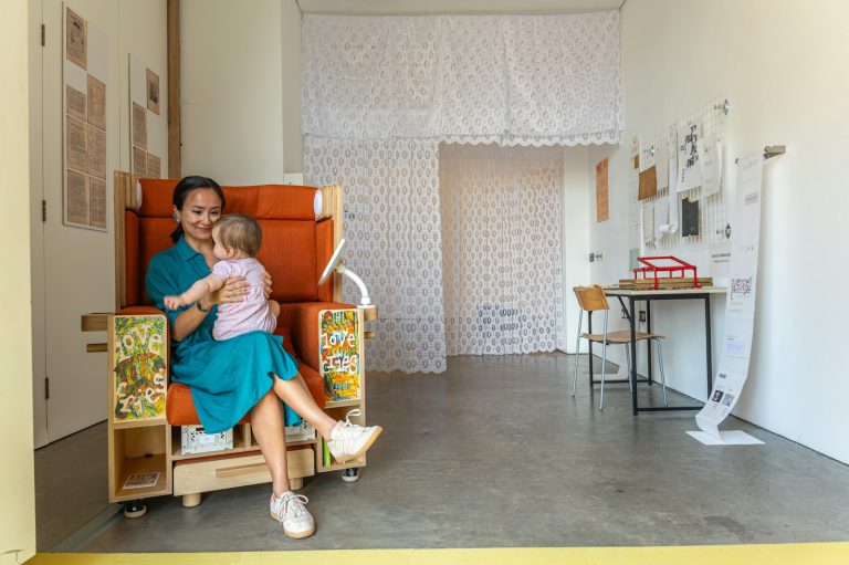 New exhibition programme at Glasgow's Gallery of Modern Art promotes infant feeding in public