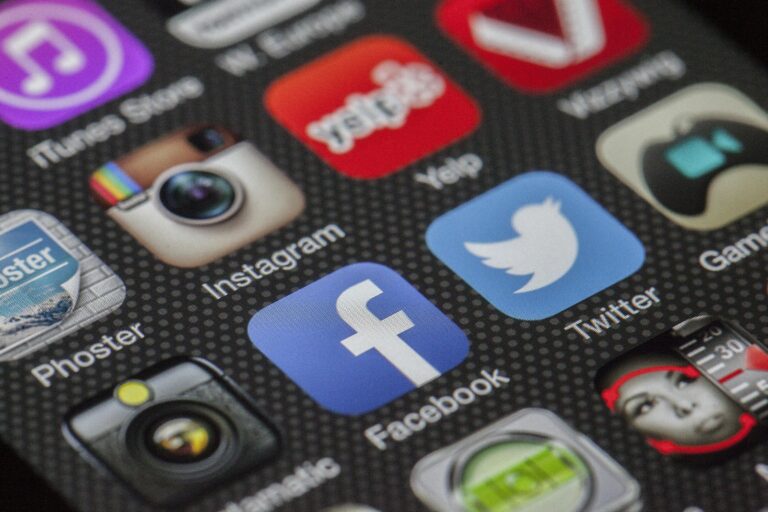 Social Media Curfew